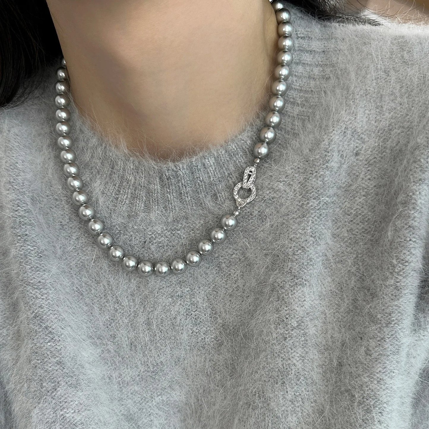 Retro Baroque Style Pearl Pendant Necklace